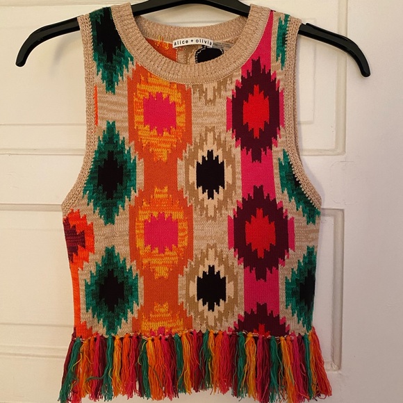 Alice + Olivia Tops - Alice & Olivia Cropped Sweater Vest- Size small (NWOT)